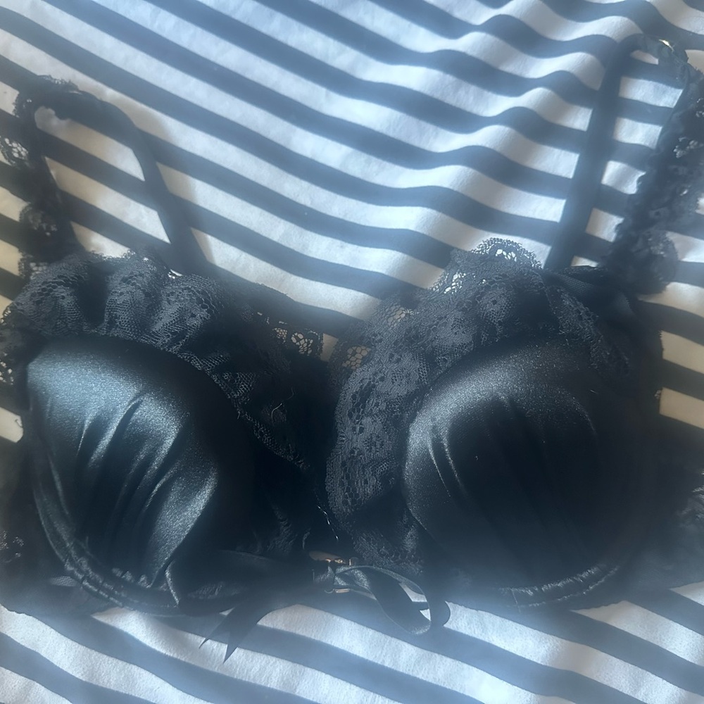 🍓 agejo gyaru satin frilly lace bra with strong magnetic closure bow details 🍓